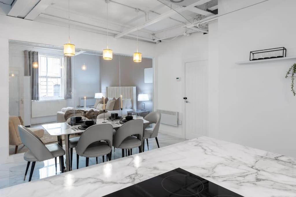 Luxury, Open Plan Apartment Bradford  Luaran gambar